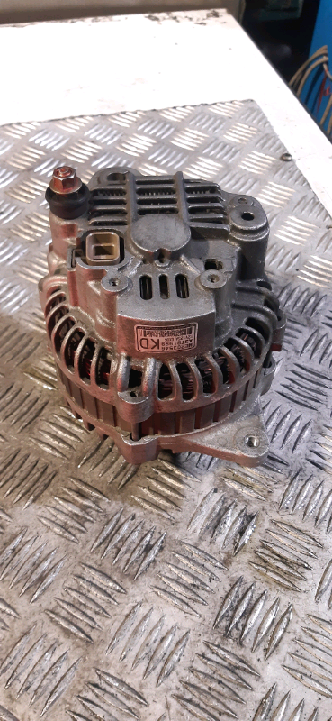 Alternatore Mitsubishi Pajero 3.2DID 4M41 ME203546 ALT695