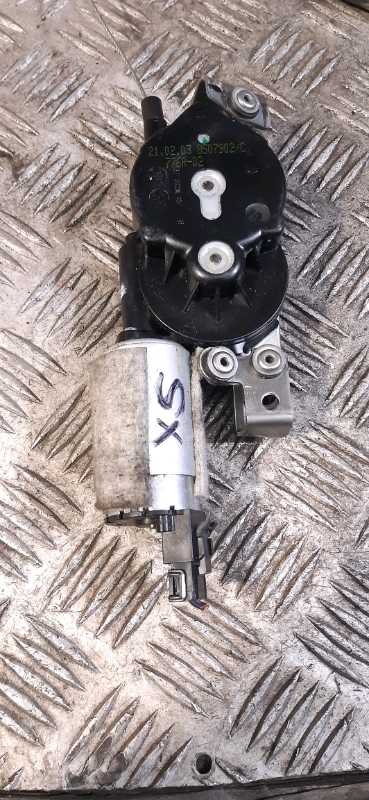 Motorino controllo sedile sx VW Touareg 1&ordf;serie 8507902 CEVU839