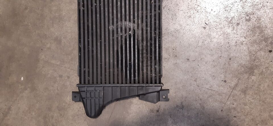 Intercooler Jeep Grand Cherokee 3.0CDI V6 2009 880897V INCO185