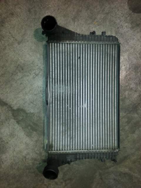 Radiatore intercooler di una Audi A3 del 2006