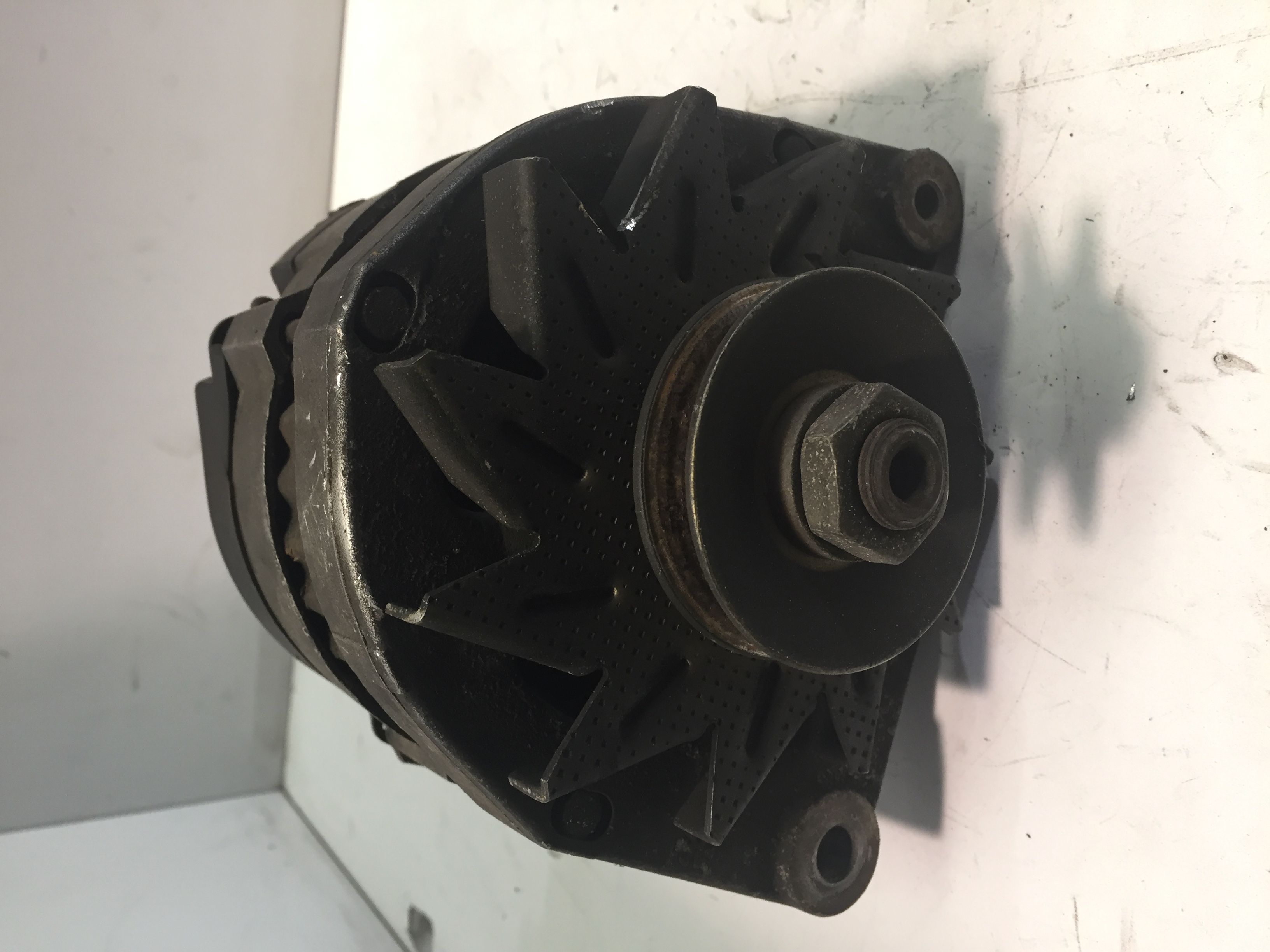 Alternatore RENAULT 4 1.1B 1990 688D7 2101838 ALT728