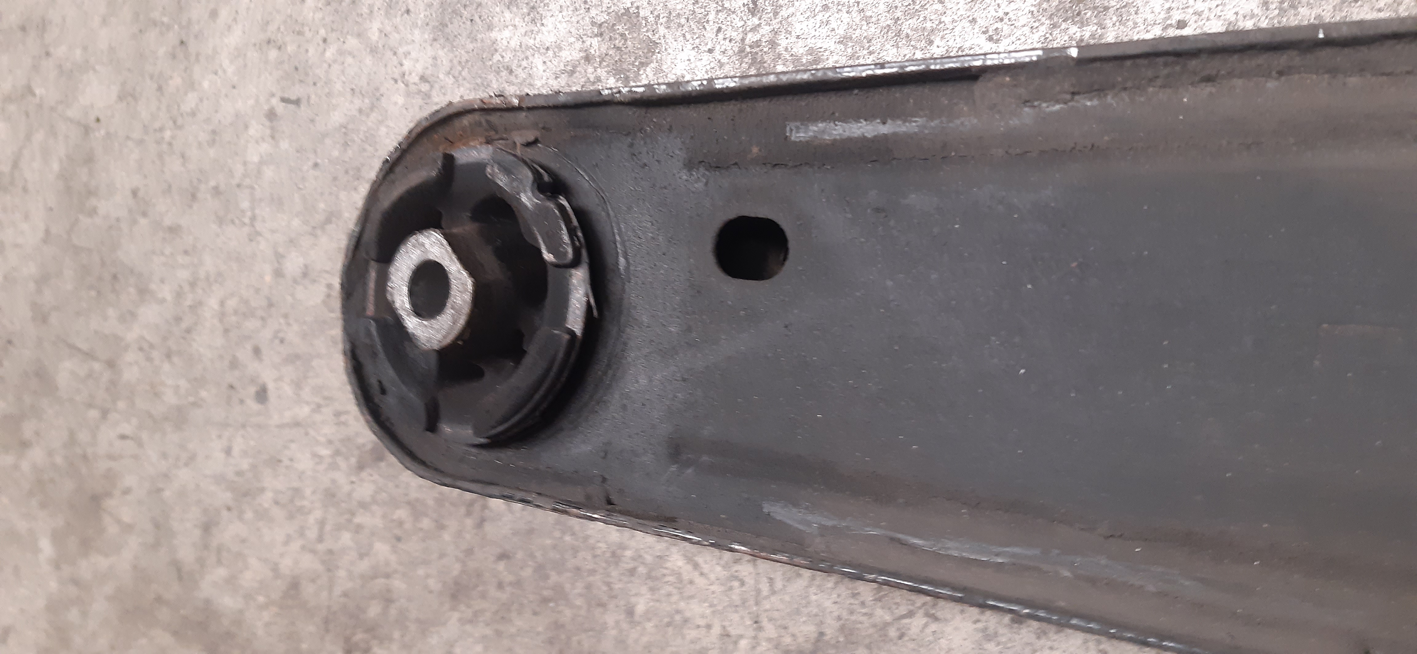 Trapezio Post Jeep Cherokee 4X4 2.8CRD 2006 MECC748