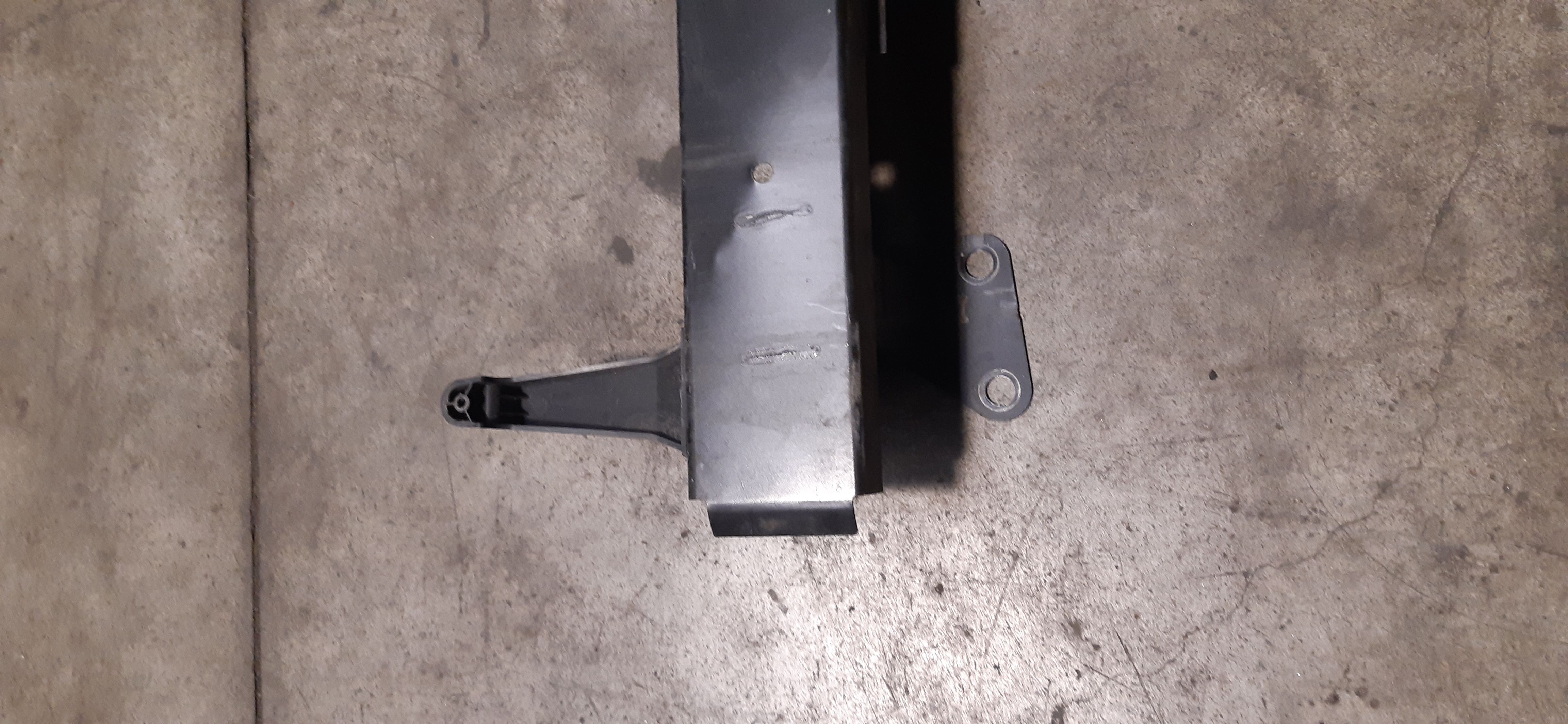 Traversa Post Smart Fortwo 3P 2017 A4536400000 TRAVPOST399