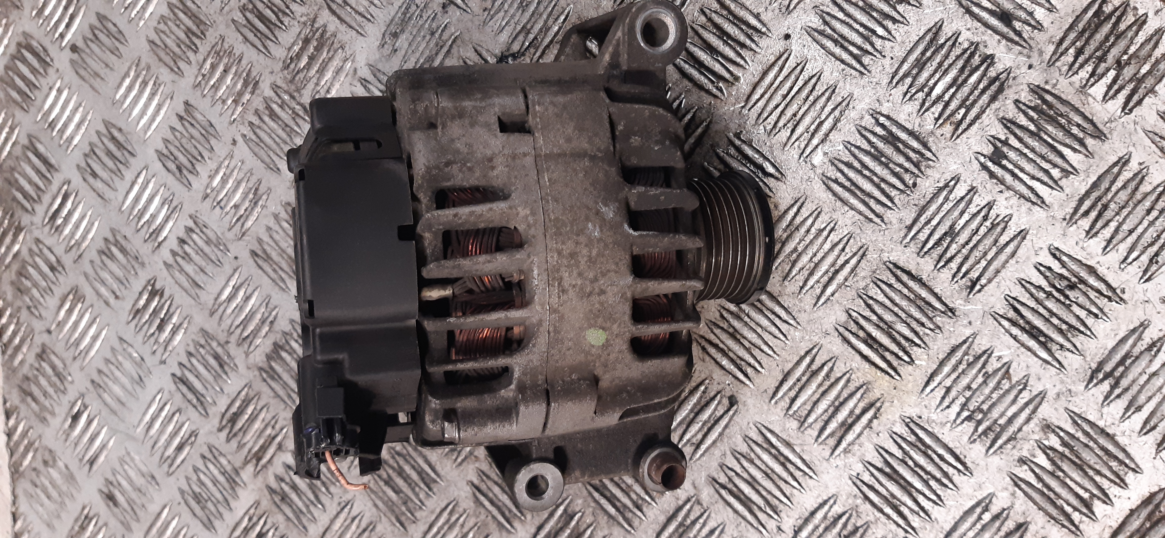 Alternatore Peugeot 207 1.4B 2012 8FS 75765138001 ALT735