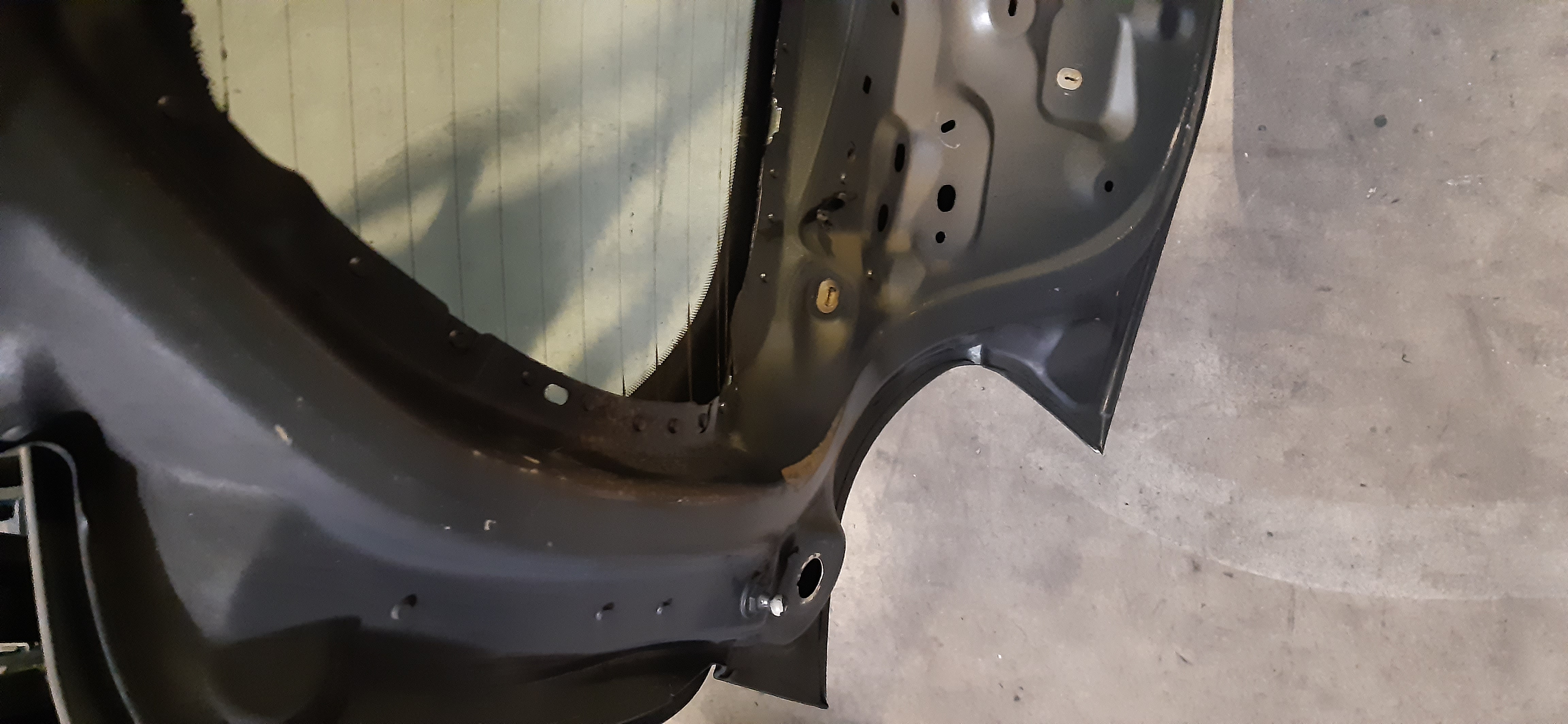 Portellone Post Peugeot 208 HDI 2017 VERDE SCURO e GRIGIO SCURO 