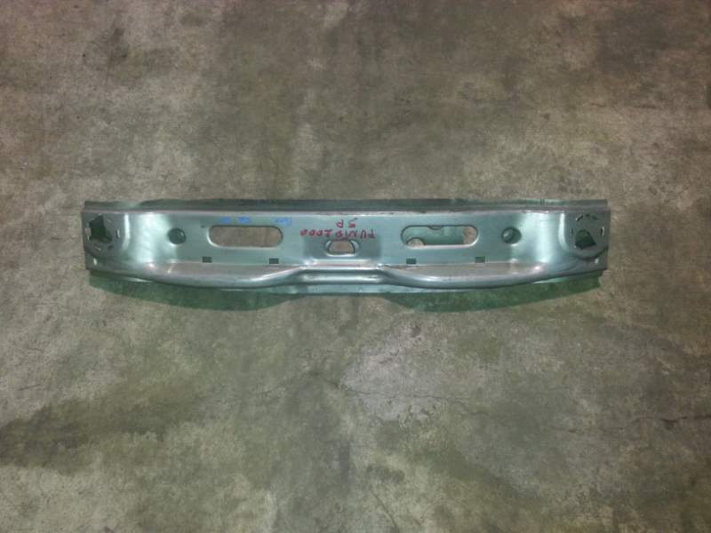 Traversa anteriore Fiat Punto 2000