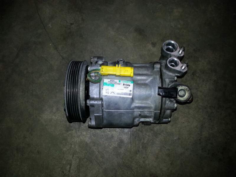 Compressore clima usato Peugeot 2.7 BTURBO (ELD11) 9656572380