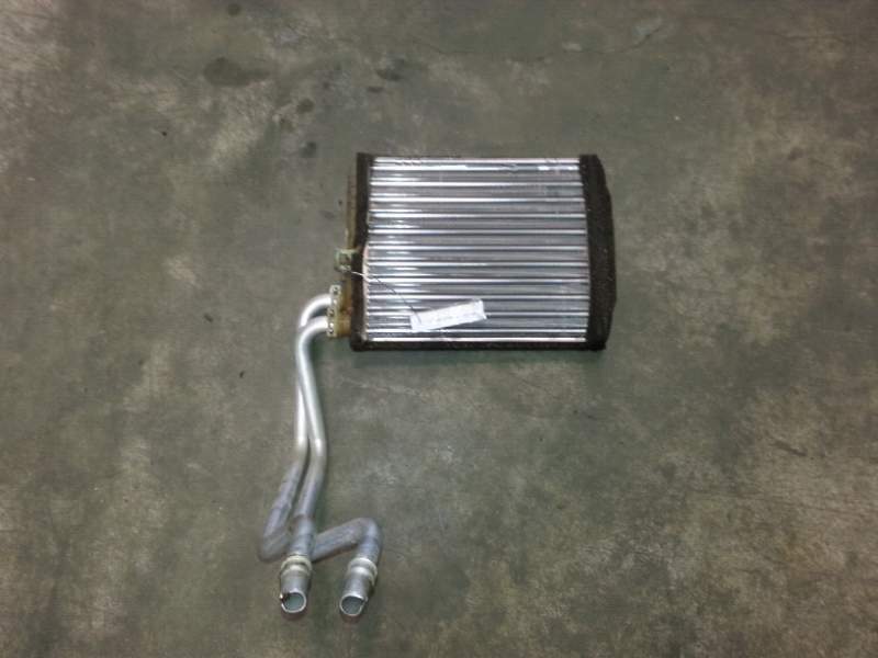 Radiatorino caldaietta usato volvo v70 2004 cod.int.CVT003