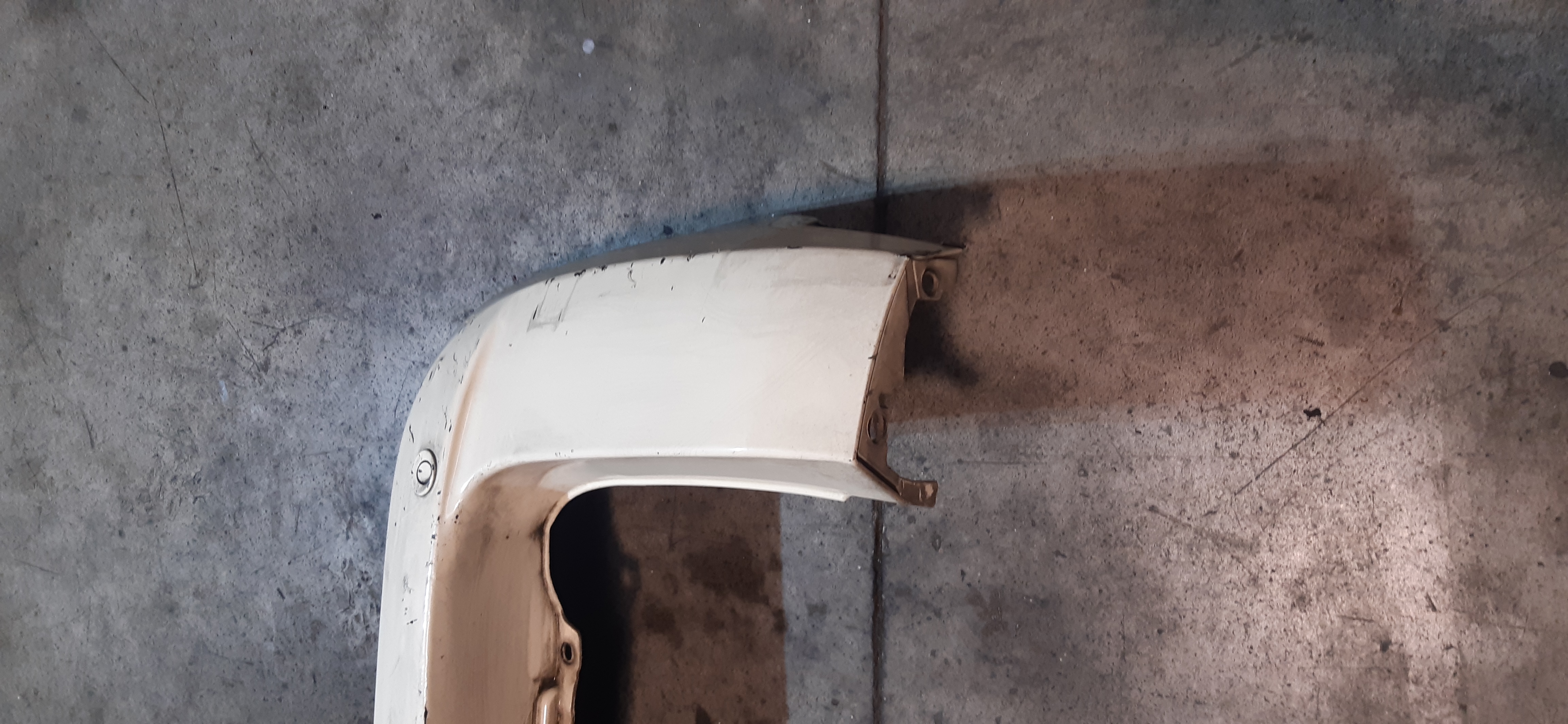 Paraurti Post Completo di sensori Fiat Qubo 1.3MJ 2013 BIANCO PANNA 