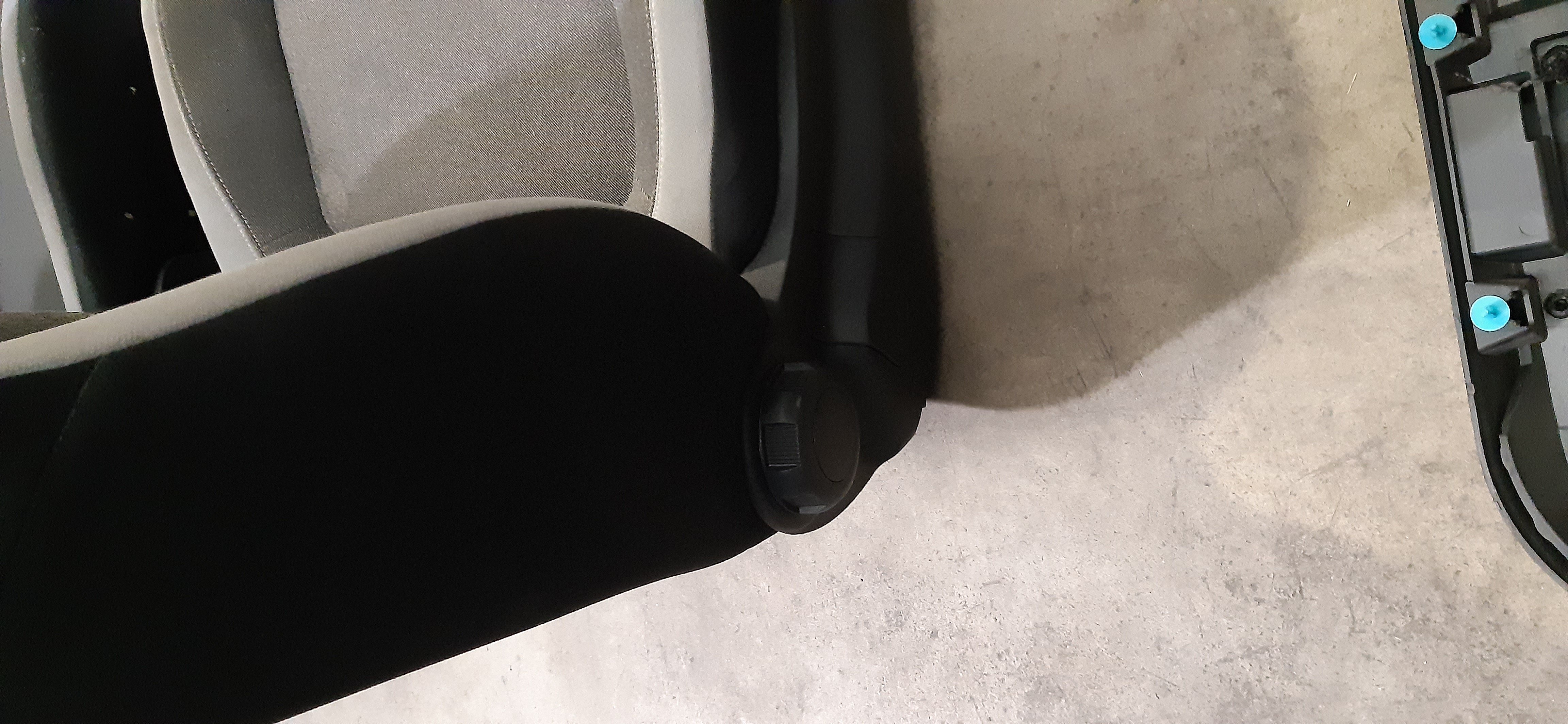 Interno completo di pannelli in Tessuto nero e grigio Fiat Punto EVO 3P 2016