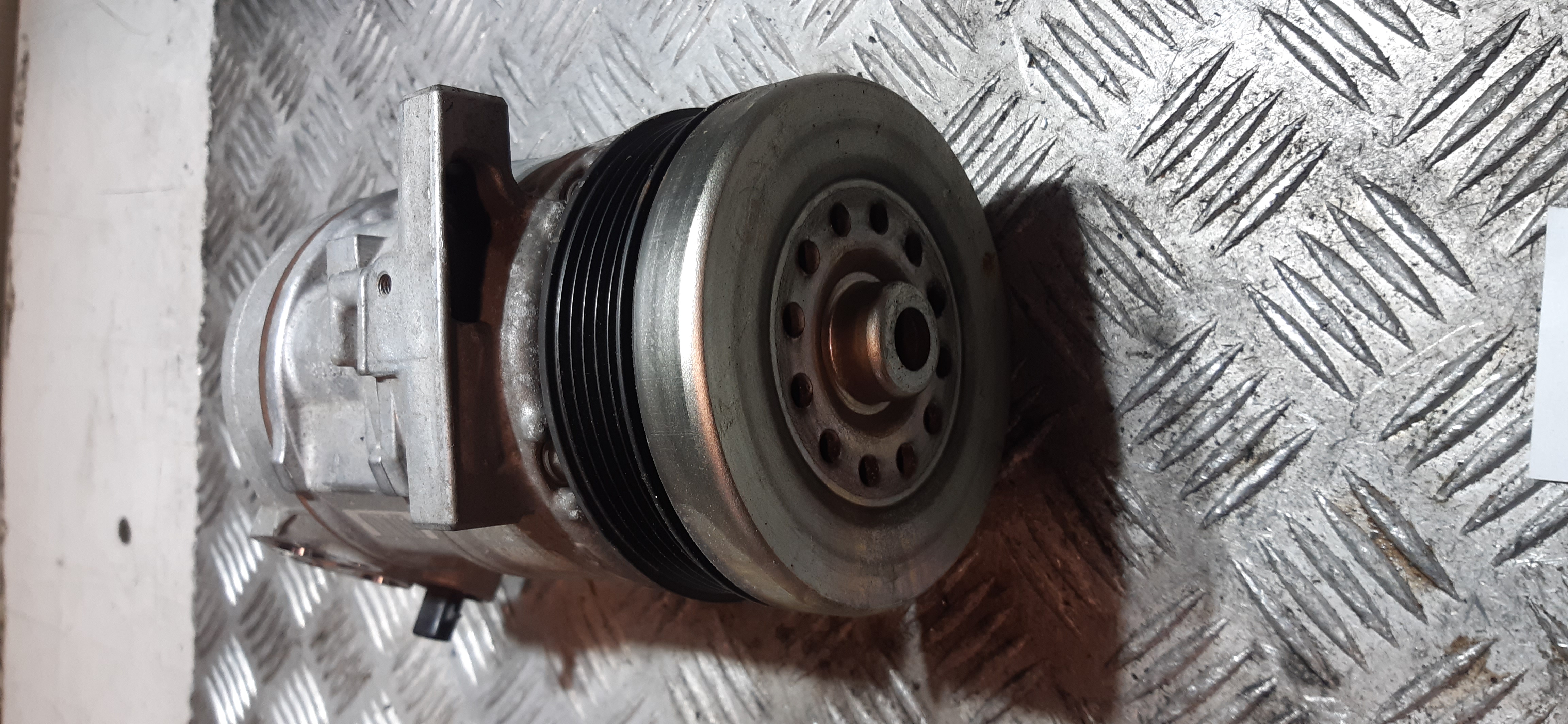 Compressore clima Fiat G. Punto EVO 1.4B 2016 3P 350A1000 55194880 COMU744