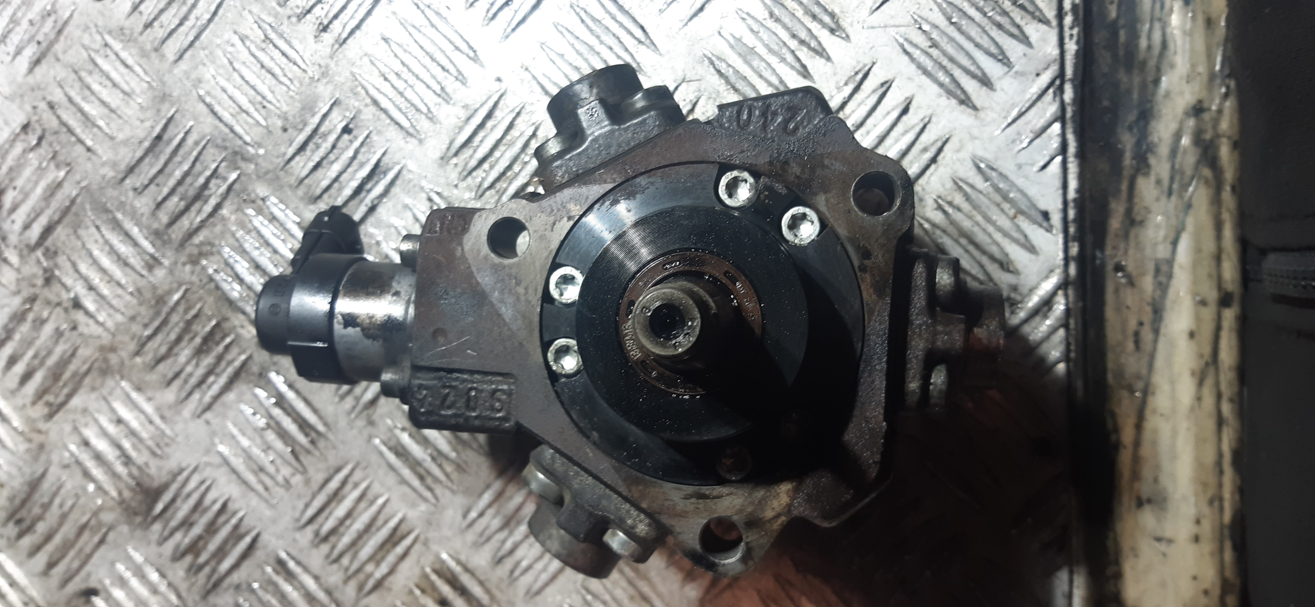 Pompa iniezione Hyundai IX35 1.7TD D4FD 0445010206