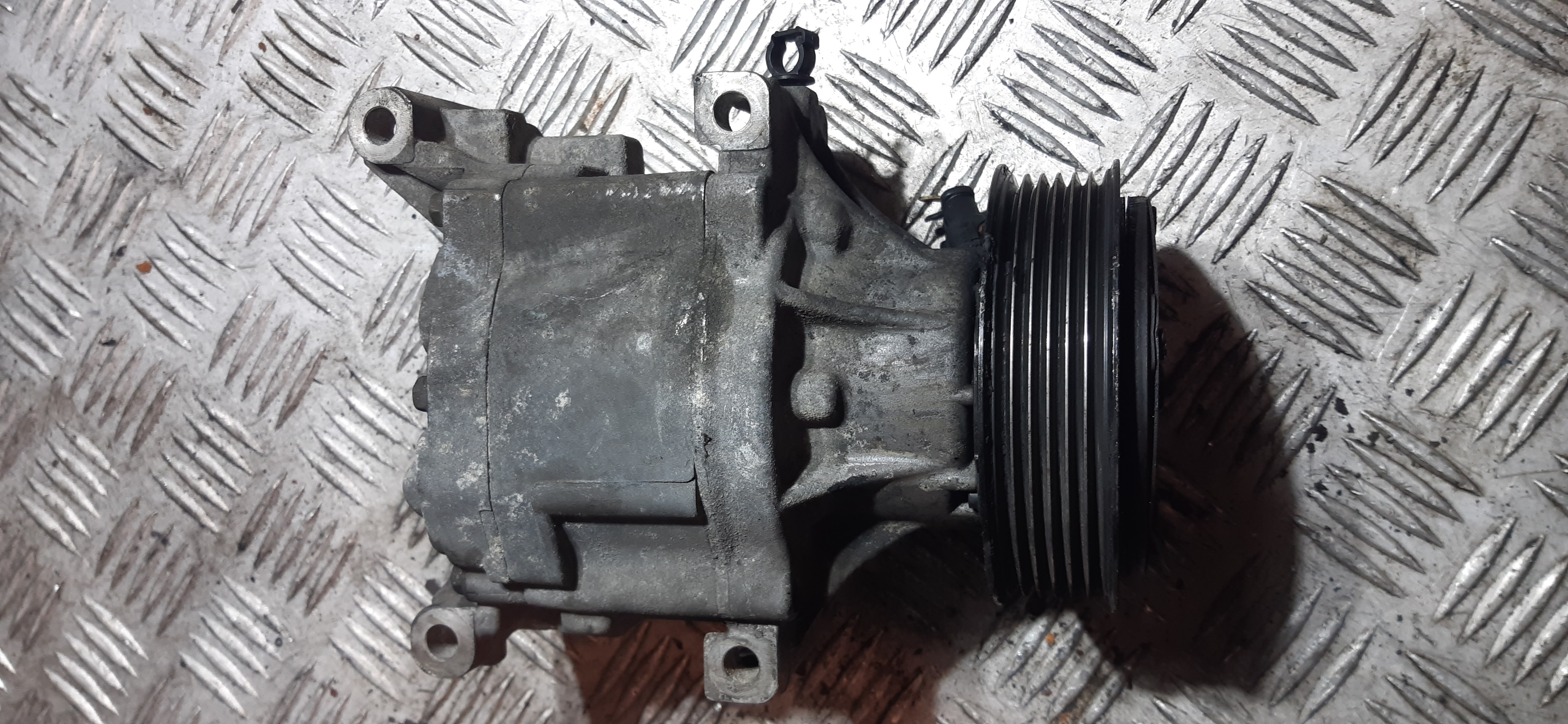 Compressore clima Fiat 1.3MJ 188A9000 5A7975300 46819144 COMU750