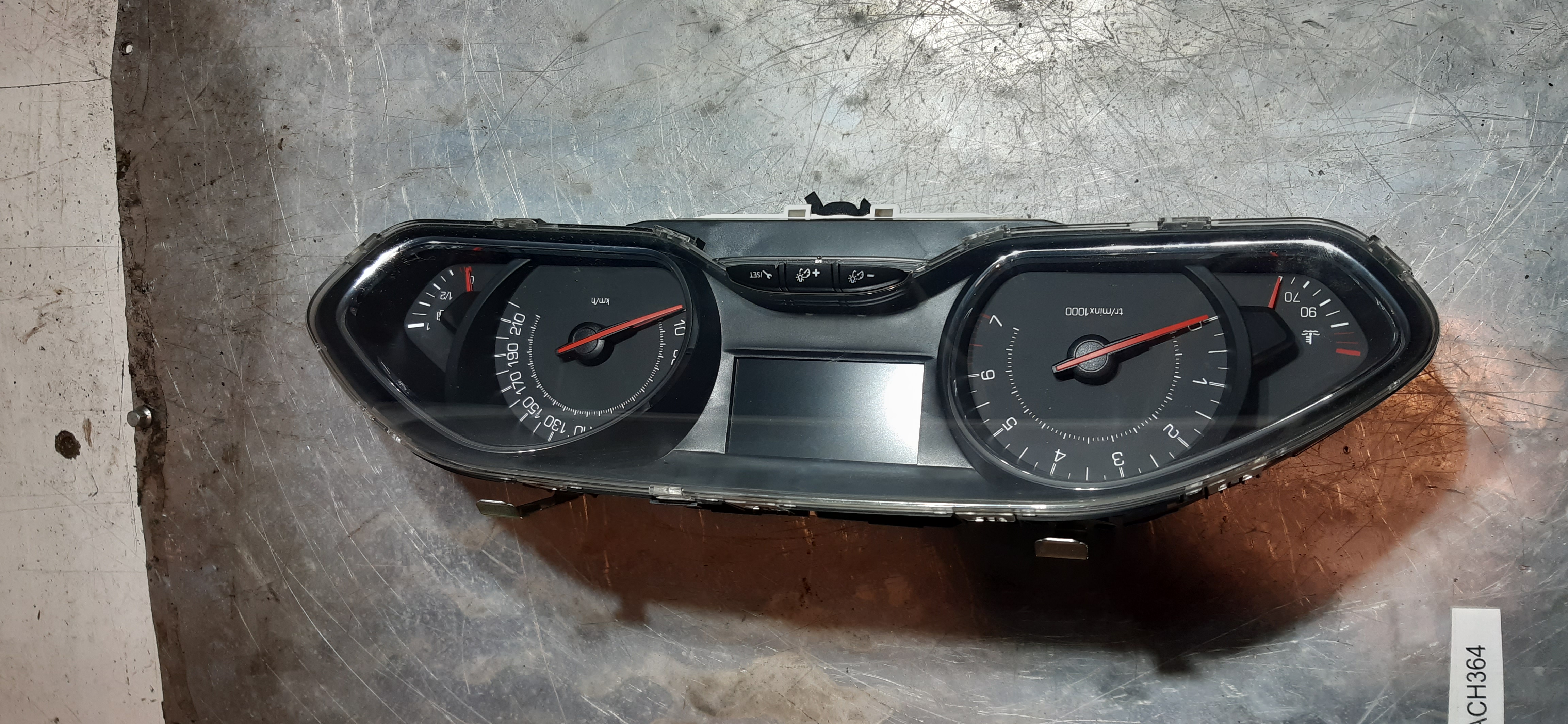 Tachimetro Peugeot 208 1.2B 2014 5P 9805400380 TACH364