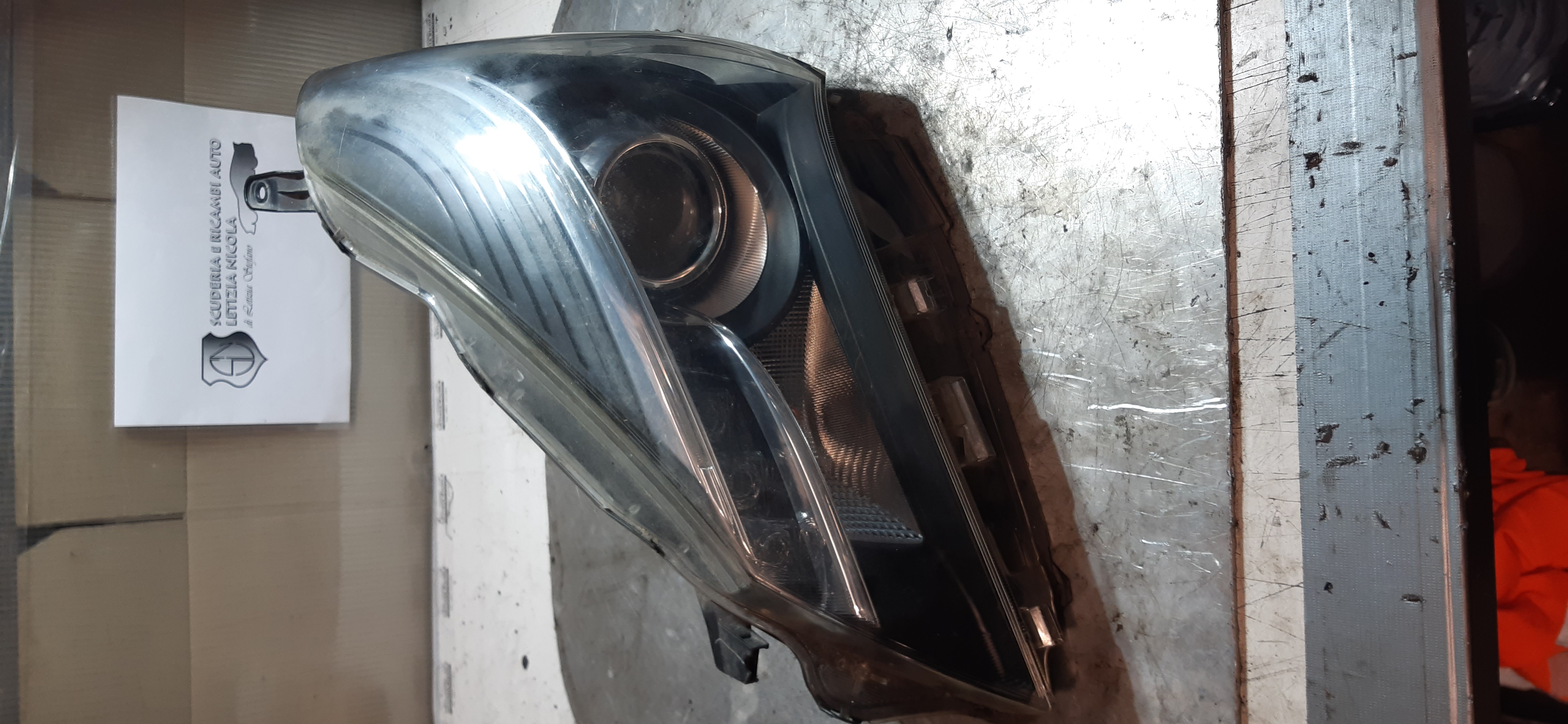 Faro Ant SX Toyota Yaris 1.5B 2015 0D1600D161 FANU1320