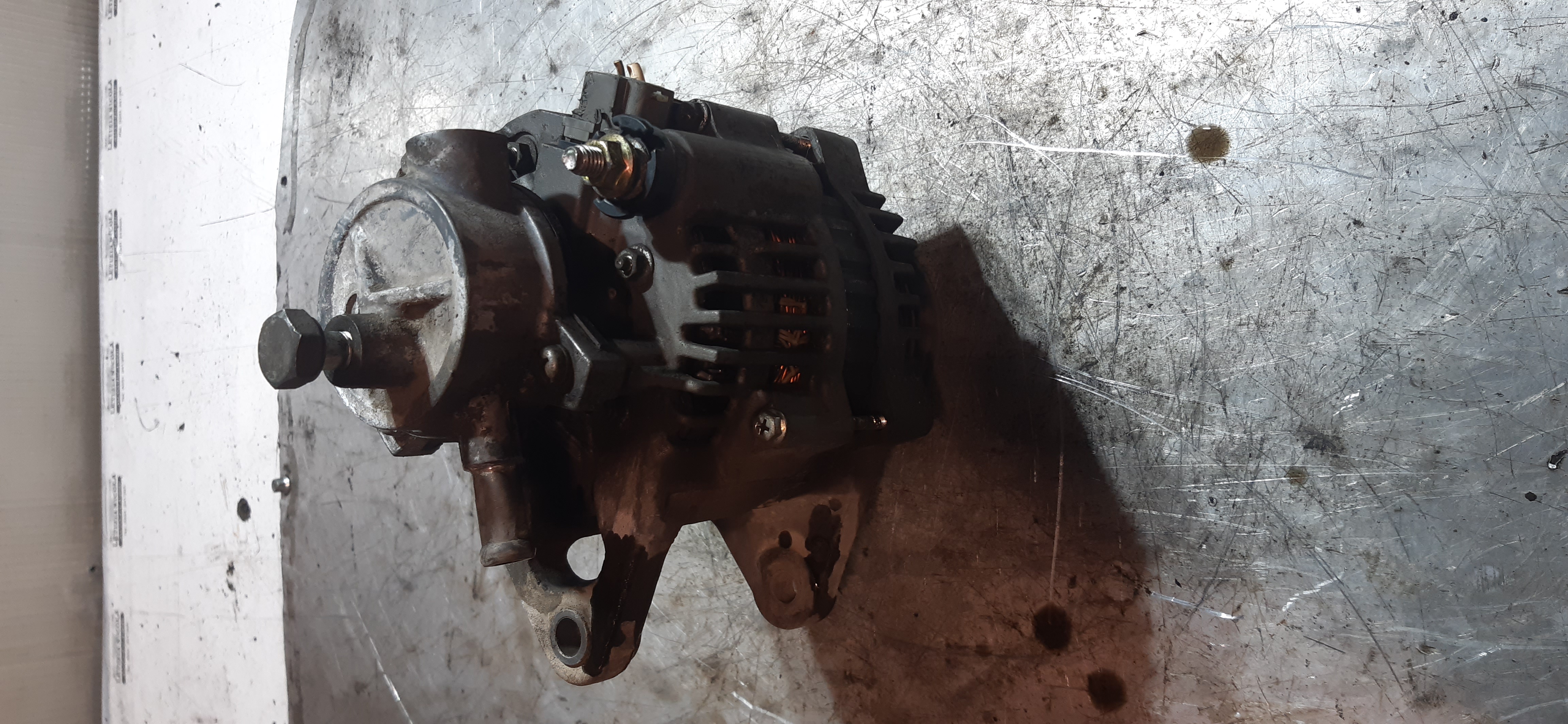 Alternatore Isuzu 3.0TD 4JH1-X ALT798