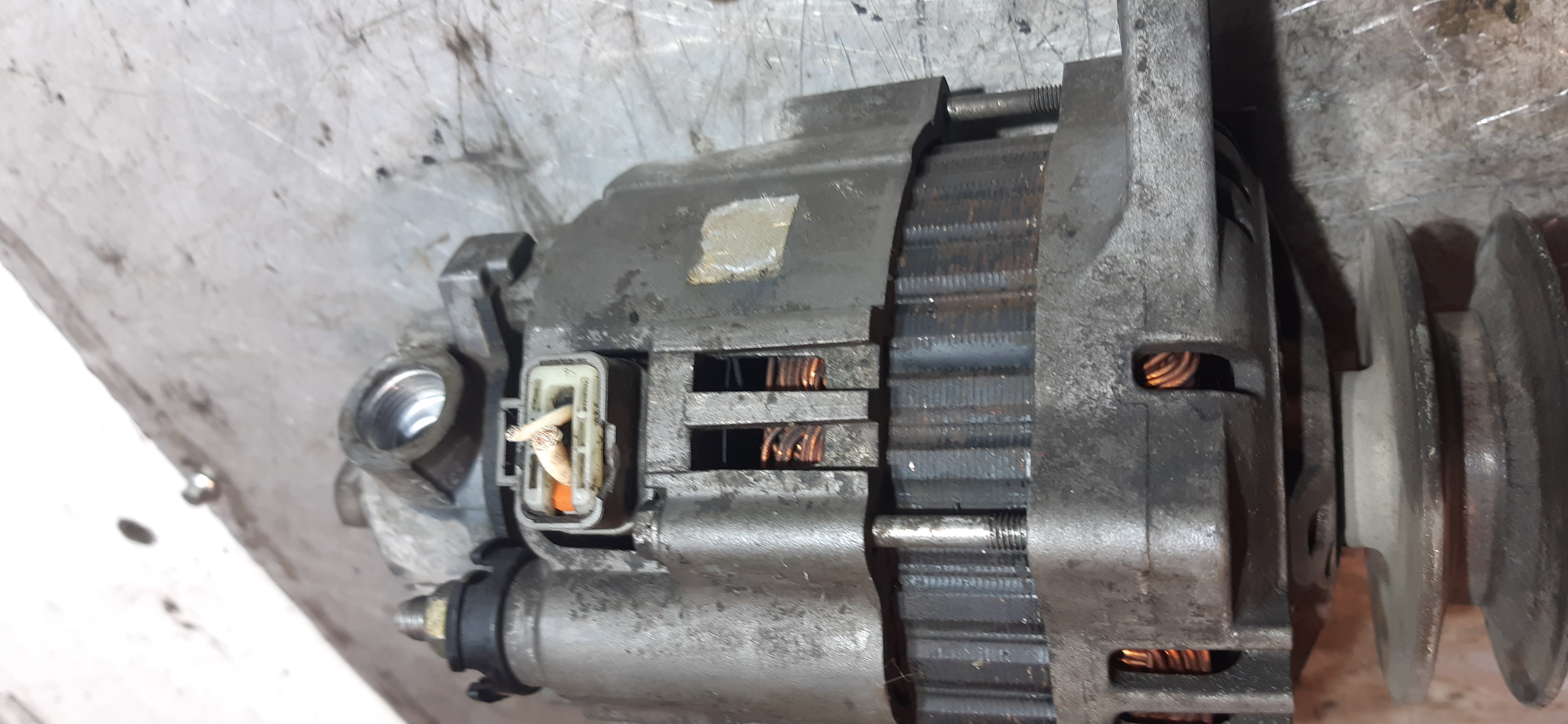 Alternatore Isuzu 3.0TD 4JH1-X ALT798