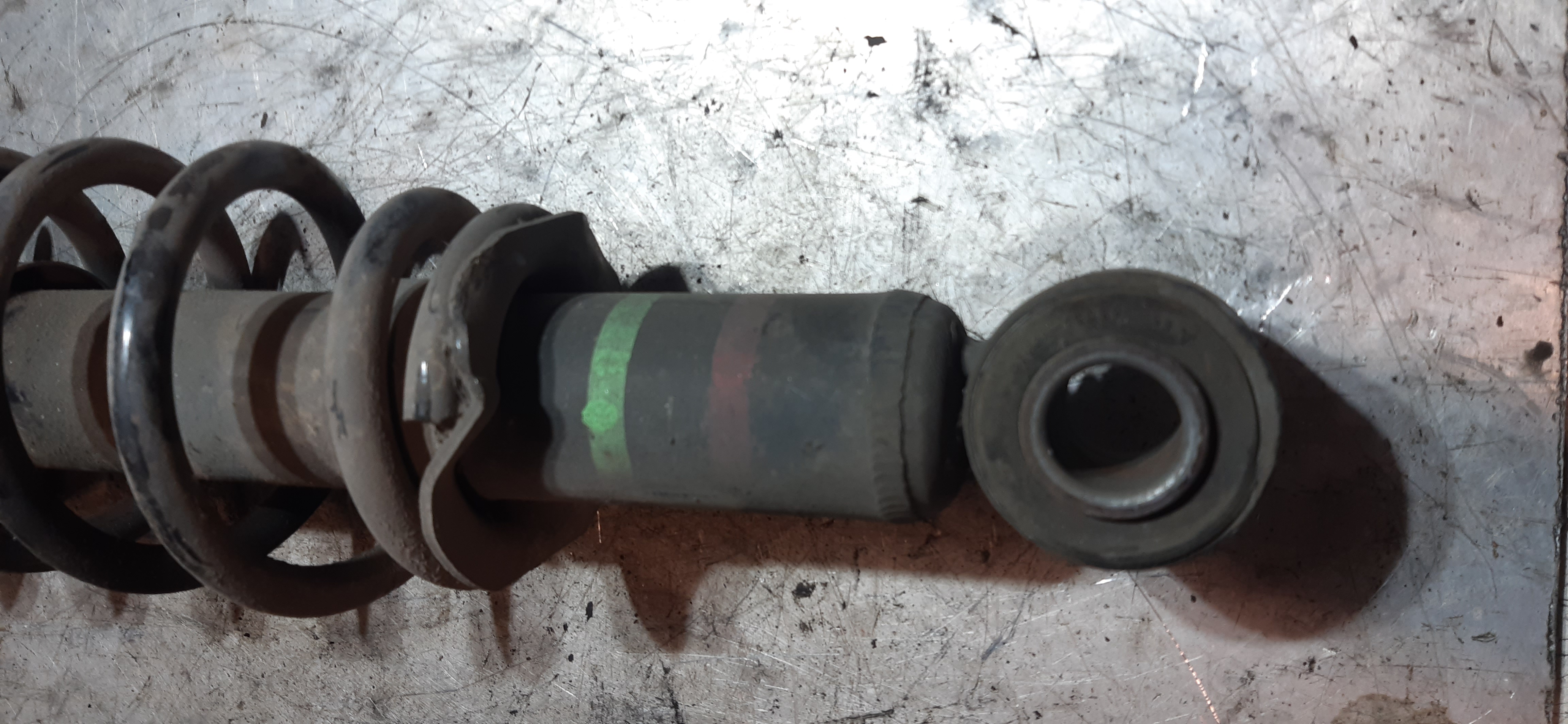 Ammortizzatore Post SX Toyota Prius 1.5B 2007 MECC2533