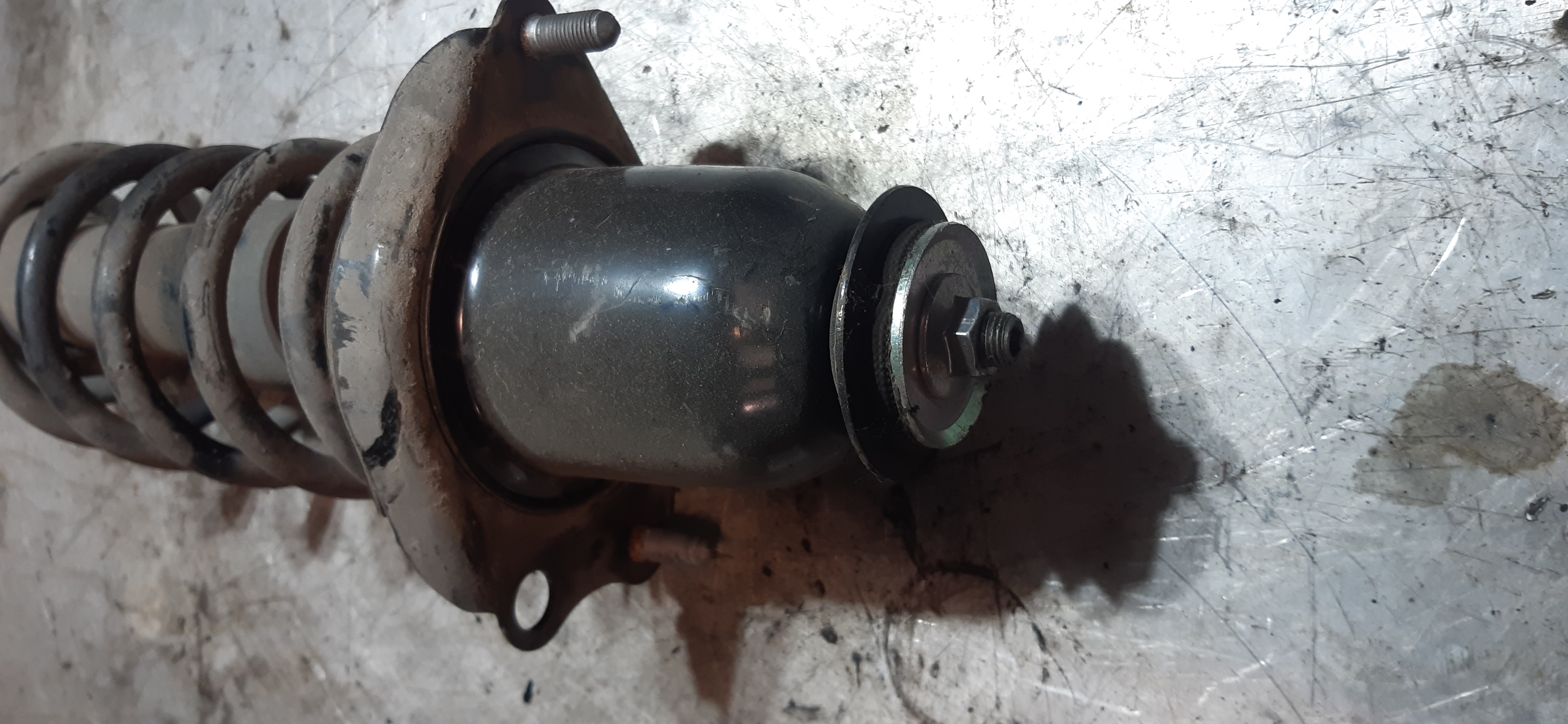 Ammortizzatore Post SX Toyota Prius 1.5B 2007 MECC2533