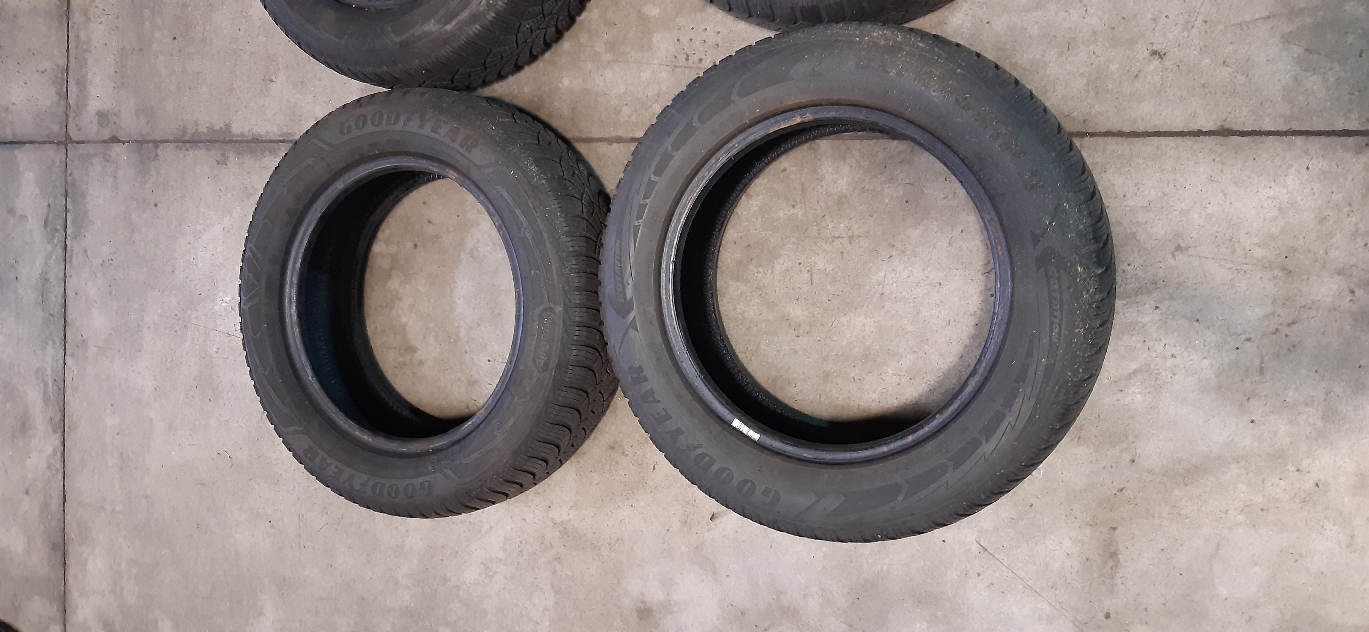 N.4 Gomme invernali GOOD YEAR 185/65 R15 88T DOT3421 GOMMUS264