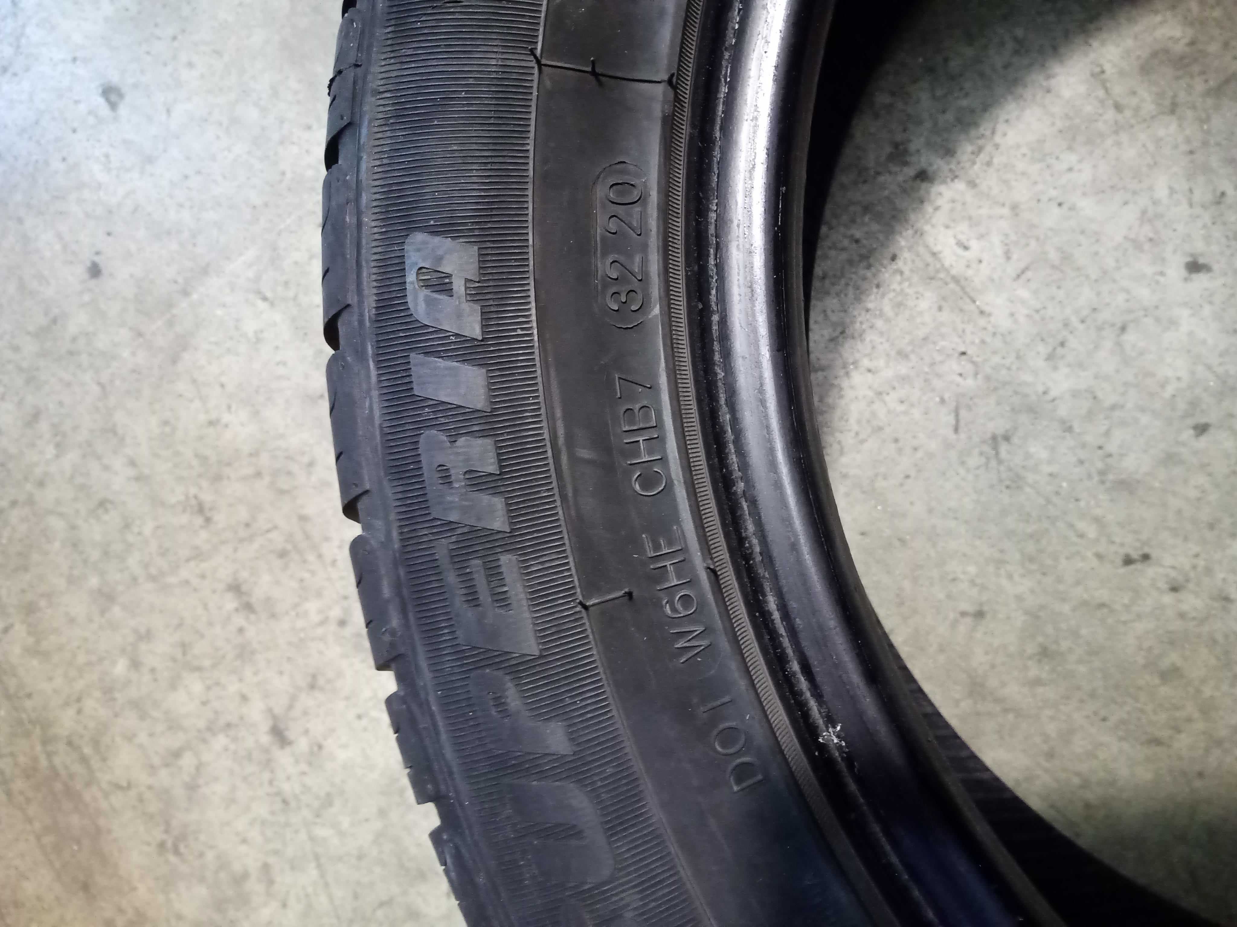 N.2 GOMME SUPERIA 4 STAGIONI 195 / 55 R16 87V DOT3220 GOMMUS308