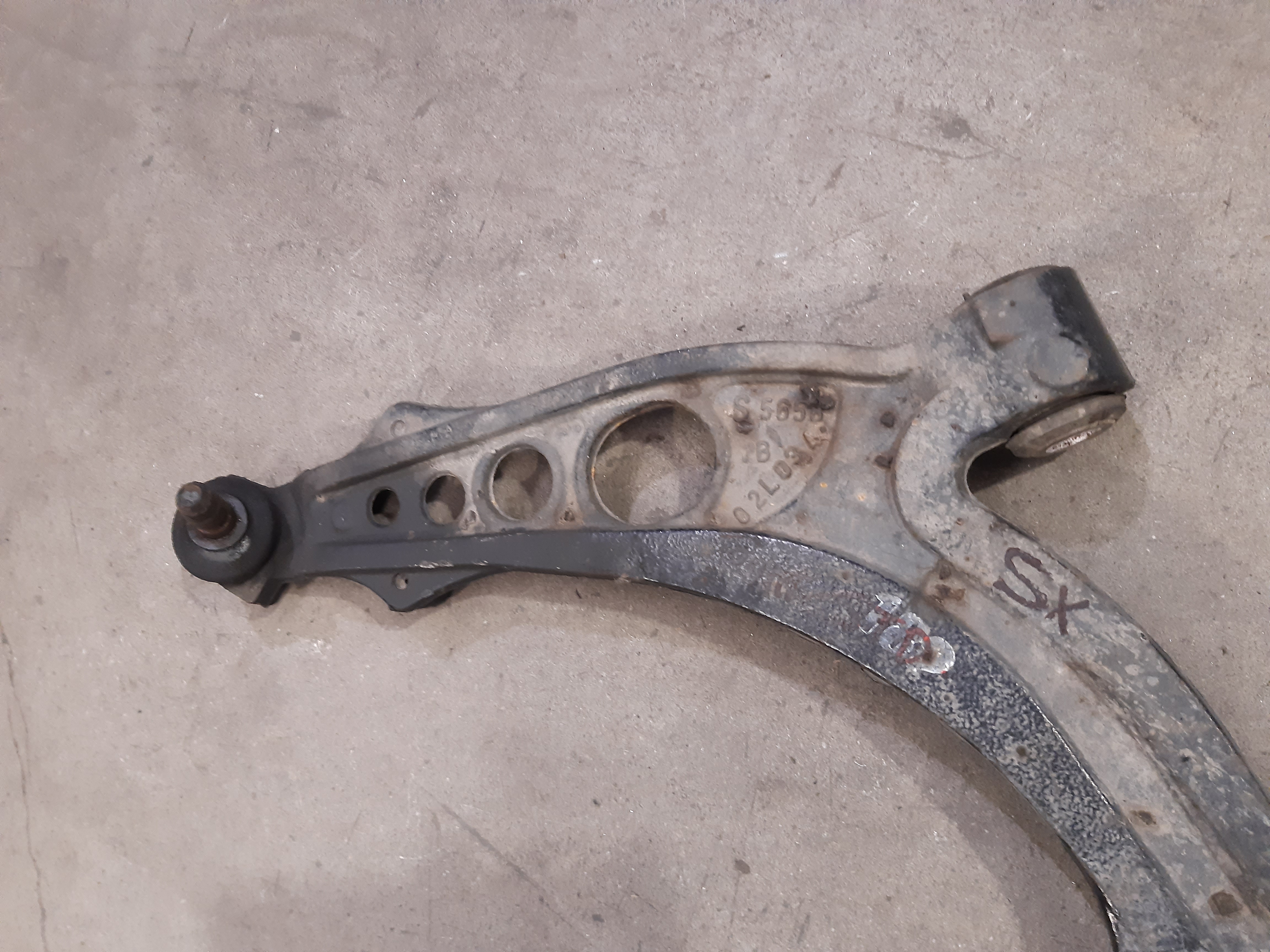 TRAPEZIO ANTERIORE SINISTRO FIAT PUNTO/ DOBLO 1.9JTD MECC3132