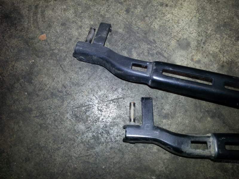 Coppia bracci per spazzole tergicristallo bmw 330 ci cabrio