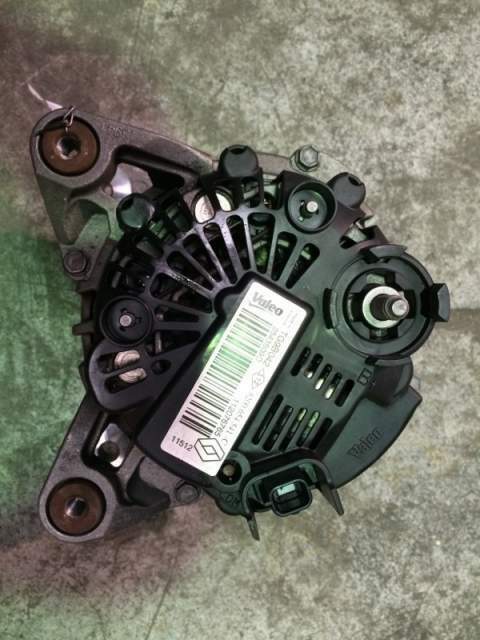 Alternatore usato Renault twingo 1.2 benz del 2008 2543509D