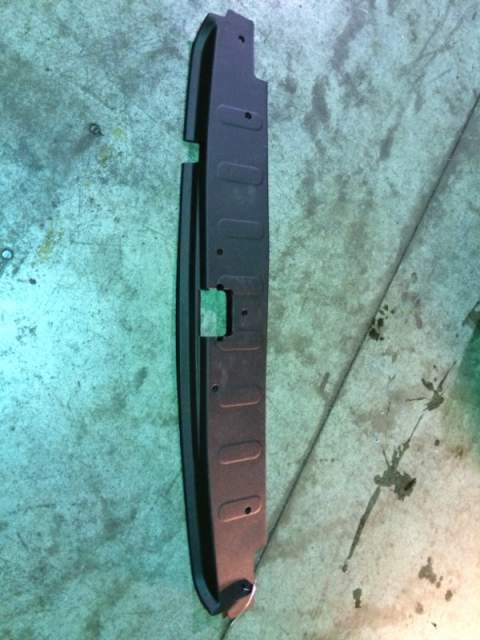 Plastica batti portellone post Fiat fiorino/qubo km 0 2015