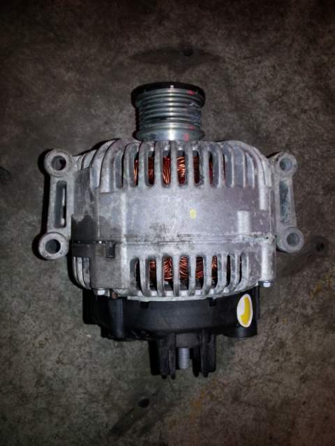 Alternatore usato per MB viano 220 cdi del 2007