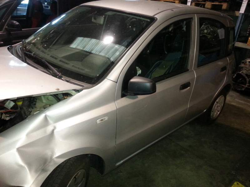 Fiat panda 1.2 benz del 2007 demolita per ricambi