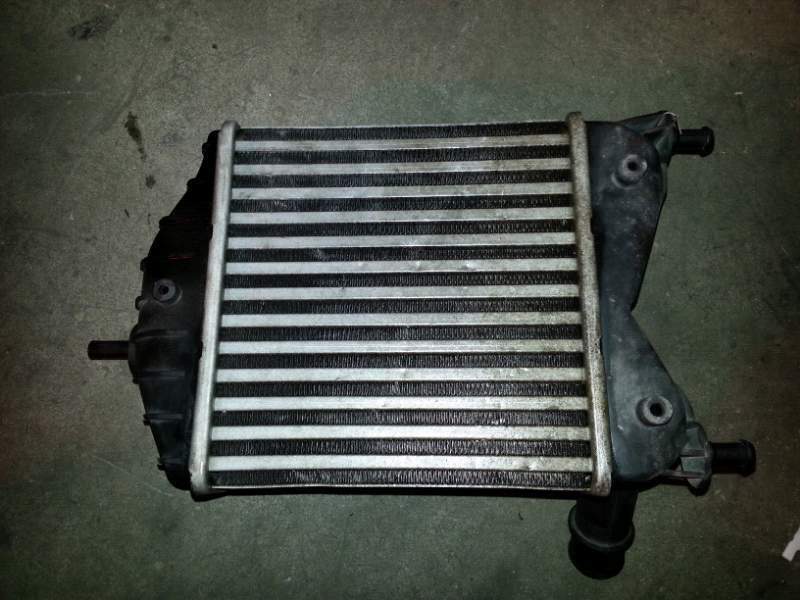 Radiatore intercooler usato Lancia Ypsilon 1.3 mj 2009