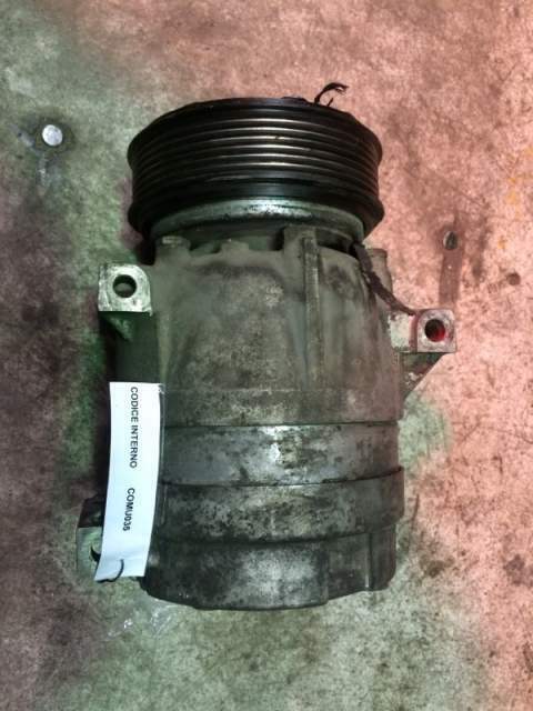 Compressore clima usato Renault master 2.5 DCI 8700678510