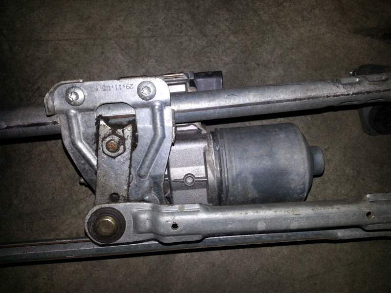 Motorino tergicristallo anteriore per vw golf 5 2.0 TDI