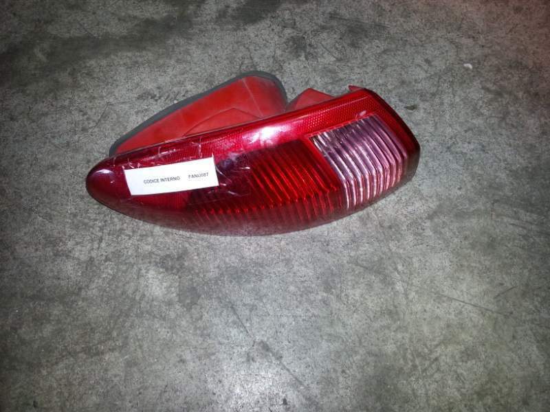 Fanale post sx per Alfa romeo 147 1.9 jtd