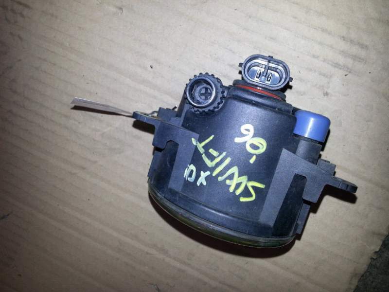 Faro ant. fendinebbia per suzuki swift 4x4 1.3 Benz del 2006