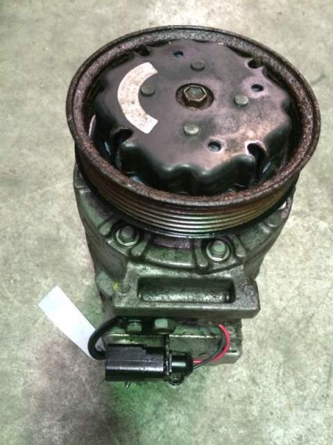 Compressore climatizzatore Audi A4 2.0 B 7SEU16C