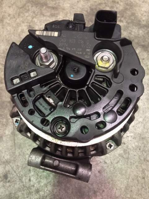 Alternatore BOSCH Audi A4 2.0 B