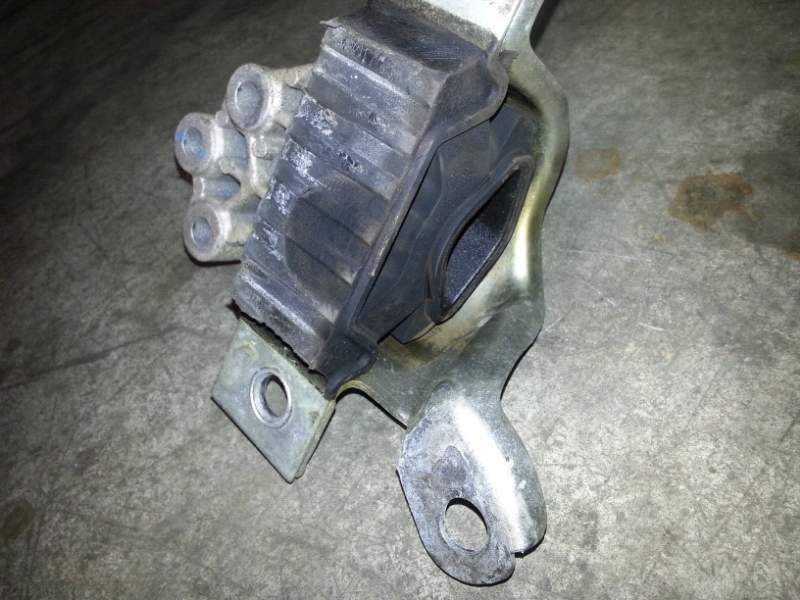 Supporto motore per Fiat panda 1.2 benz del 2008