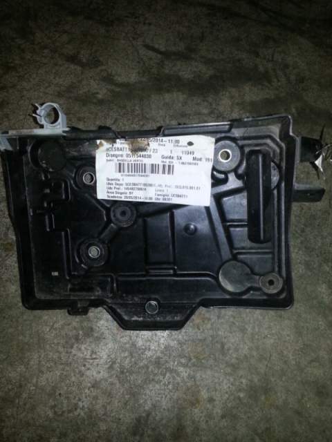 Vaschetta batteria per Alfa romeo Giulietta 1.4 trb km0 del 2015