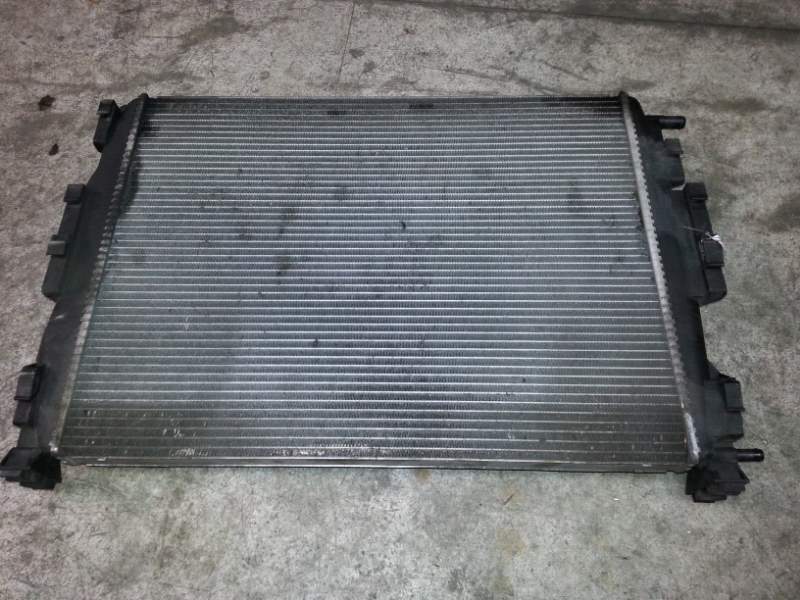 Radiatore acqua per Renault scenic 1.9 DCI del 2003