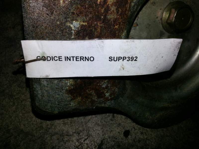 Supporto motore per renault scenic 1.9 dci del 2003