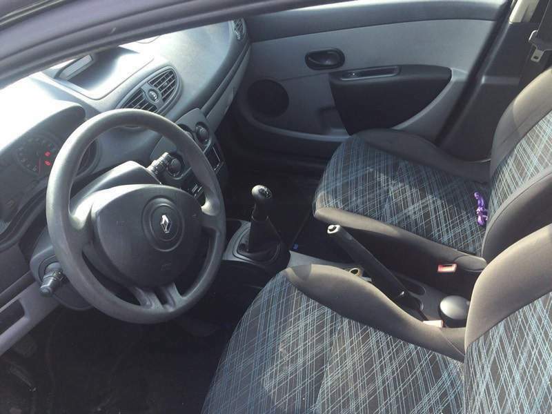 Renault Clio 2008 5 porte demolita per ricambi