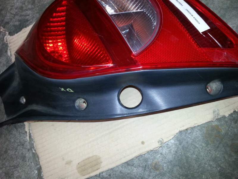 Fanale post dx per Renault Clio 12 benz 16v del 2008