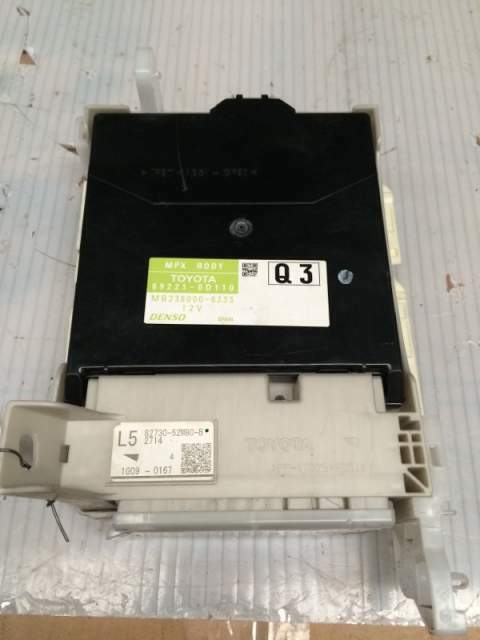 Body computer ECU Toyota Yaris 1.0 benz 2013