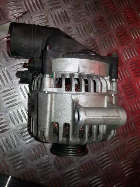 Alternatore usato Ford Mondeo 2.0 tdci