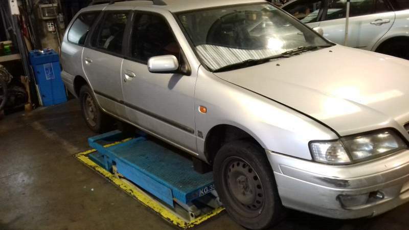 Nissan primera 2.0 td sw del 1999 DEMOLITA PER RICAMBI