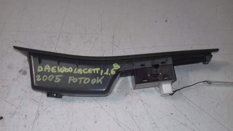 Pulsantiera alzavetro ant sx Daewoo Lacetti &quot;2005&quot; 621W04780 PULS498