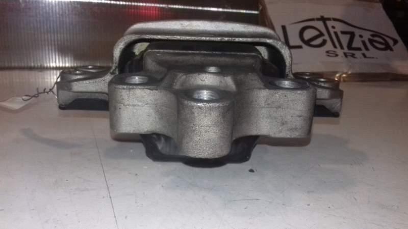 Supporto motore sinistro AUDI A3 2.0 TDI &quot;2006&quot; 1K0199555 SUPP421