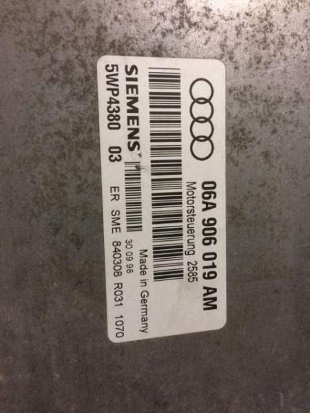 Centralina motore AUDI A3 1.6b  2000 06A906019AM - CT120